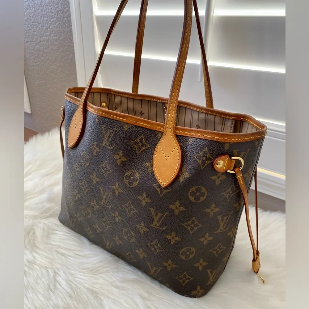 SOLD‼️ Louis Vuitton Monogram Neverfull PM Bag - Picture 12 of 17